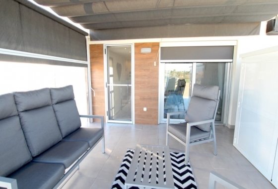 Resale - Villa - Daya Nueva