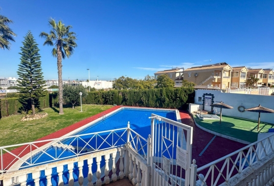 Rynek Wtórny - Bungalow - Torrevieja - Nueva Torrevieja - Aguas Nuevas
