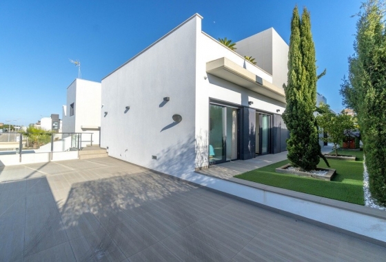 Resale - Villa - Orihuela Costa - Agua Marina