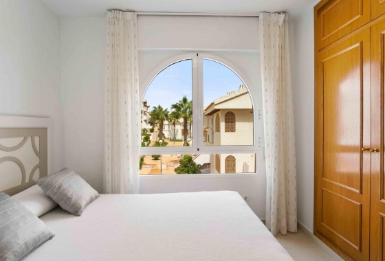 Resale - Apartment / flat - Orihuela Costa - Campoamor