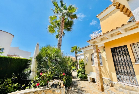 Resale - Villa - Orihuela Costa - Playa Flamenca Norte