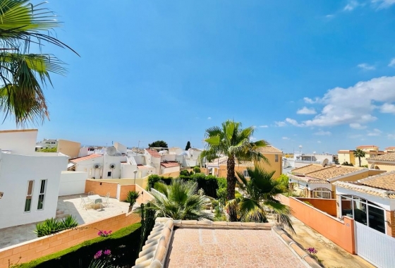 Resale - Villa - Orihuela Costa - Playa Flamenca Norte