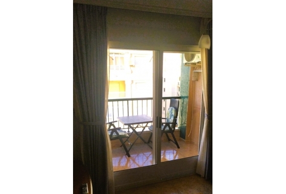 Resale - Apartment / flat - Guardamar del Segura