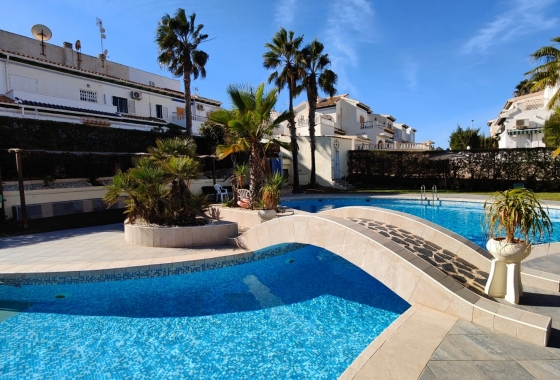 Resale - Bungalow - La Mata