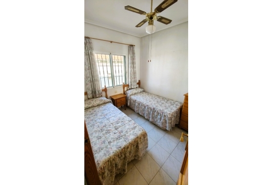 Resale - Bungalow - La Mata