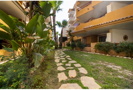 Resale - Apartment / flat - Torrevieja - Punta prima