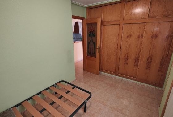 Resale - Apartment / flat - Torrevieja - Centro