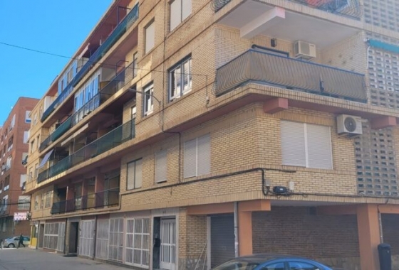 Resale - Apartment / flat - Torrevieja - Playa Acequion