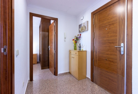 Resale - Apartment / flat - La Mata