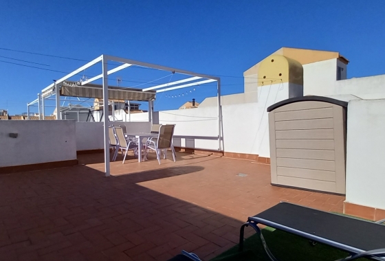 Resale - Townhouse - Torrevieja -  Urbanization