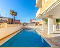 Resale - Apartment / flat - Torrevieja - Nueva Torrevieja - Aguas Nuevas